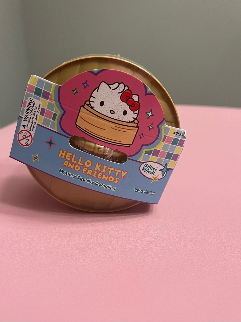 Hello Kitty and Friends Mystery Squishy Dumpling - Glitter Filled